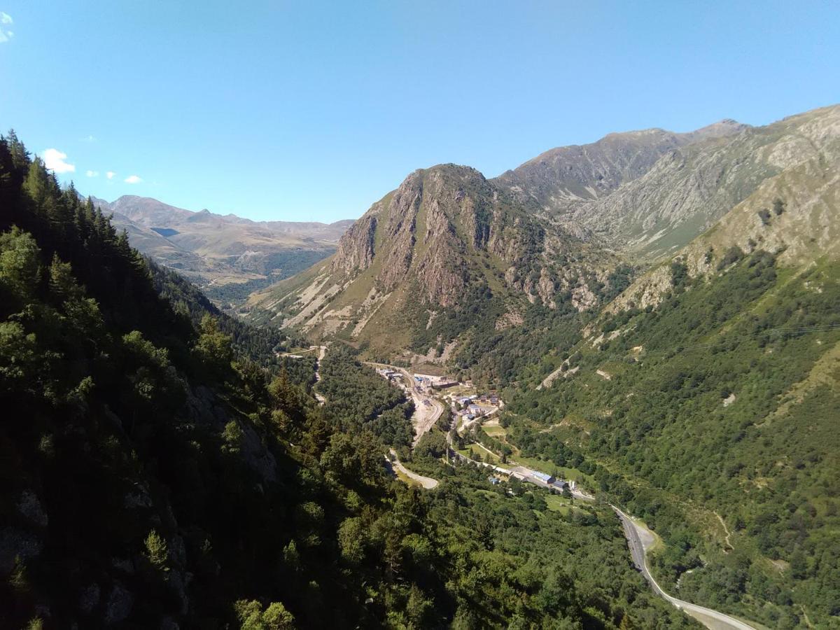 Chalet Bois Au Milieu Des Pyrenees LʼHospitalet-près-lʼAndorre エクステリア 写真